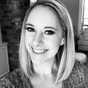 Meet your Posher, Rebekah